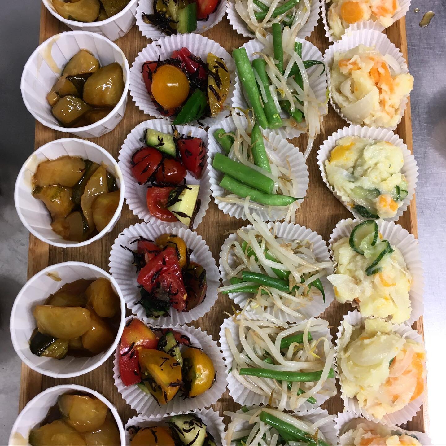 Teishoku (set meal) tonight! 
SET A: Korean style beef slices &amp; veggies 
SET B: Fried tofu &amp; veggies stir fry w/ miso (V) 
SET C: Grilled mackerel w/ spicy leek 
All come with sides (pictured, and V):
Sweet &amp; sour courgette 
Tomato 