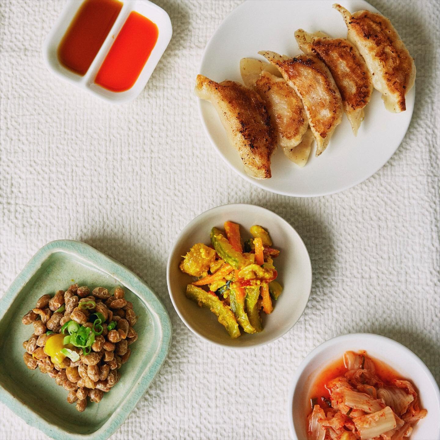 Our set meals for this week 😺 
Set A: Pork Ginger Steak
Set B: Sweet Chilli Tofu
Set C: Tempura Pouting (white fish) *or* Grilled Mackerel marinated in Ginger Miso 
Set meals come with all the sides (V):
Potato Salad
Braised Hijiki Seaweed, Ca